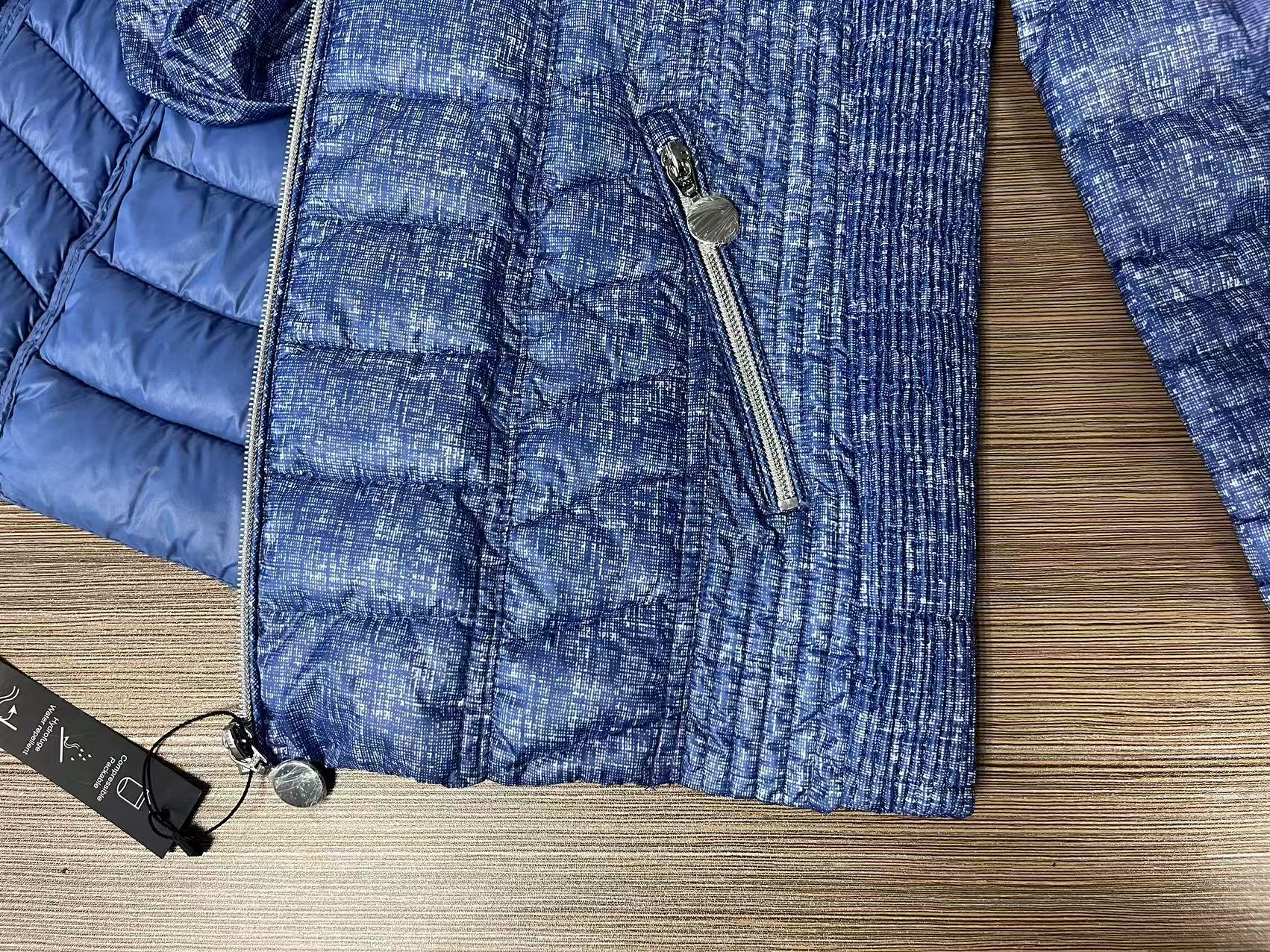 Women‘s light padded jacket