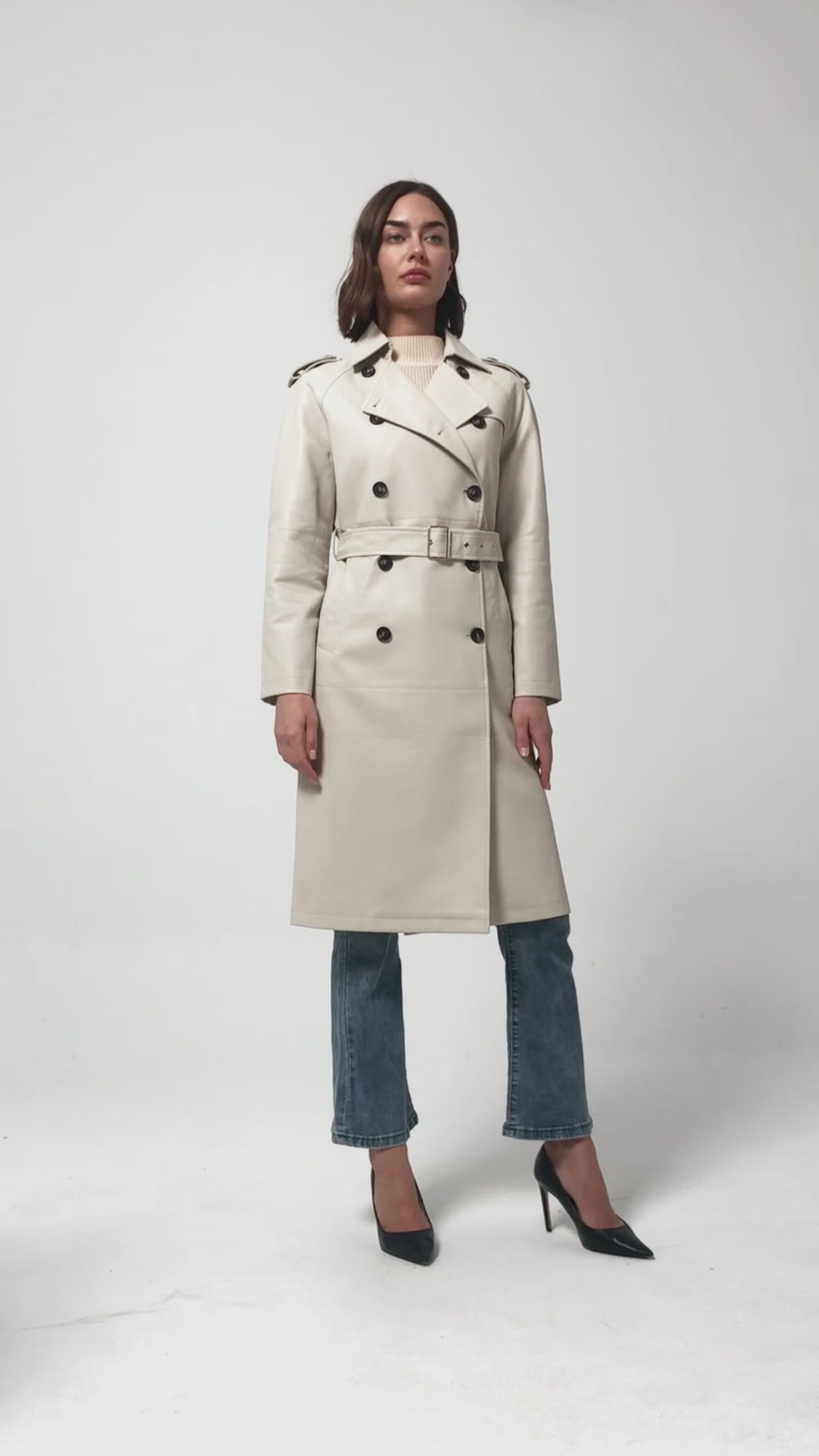 Women  PU trench coat（faux leather）